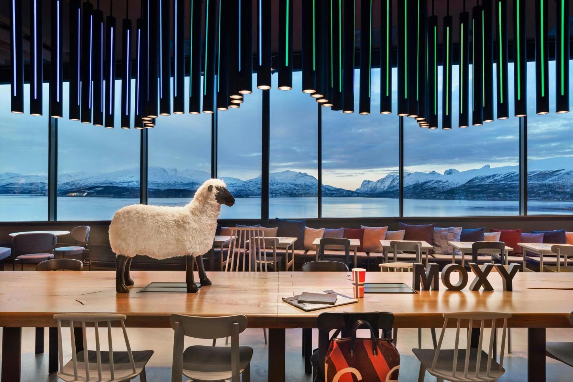 Moxy Tromso Hotel Екстериор снимка